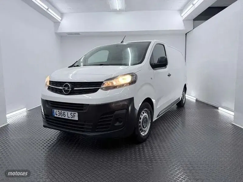 Usado Opel Vivaro 102 CV (75 kW) 2021 Blanco Monovolumen