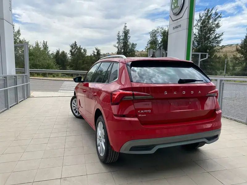 Usado Skoda Kamiq Ambition 110 CV (80 kW) 2024 SUV