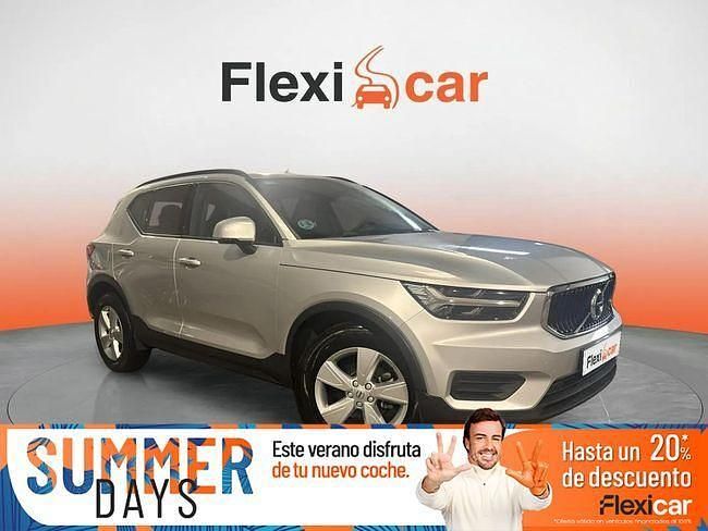 Gris Usado 2018 Volvo XC40 Momentum SUV | 19.470 € (Un poco caro) - Imagen 1/4