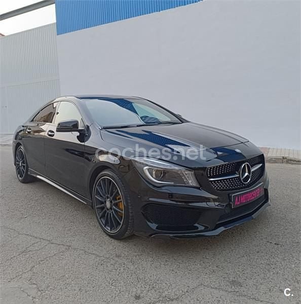 Negro Usado 2014 Mercedes CLA250 Berlina | 24.000 € (Precio justo) - Imagen 1/4