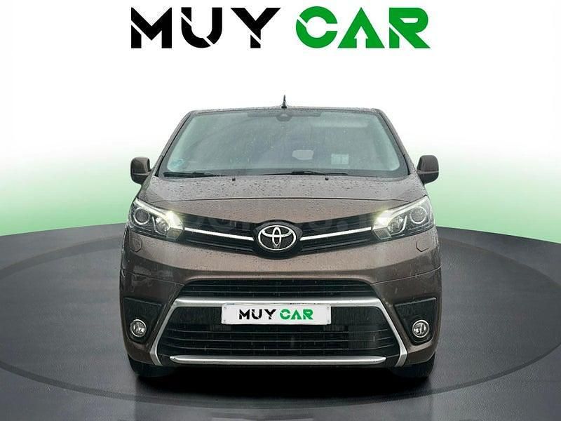 Usado Toyota Proace Verso 150 CV (110 kW) 2017 Marrón Familiar