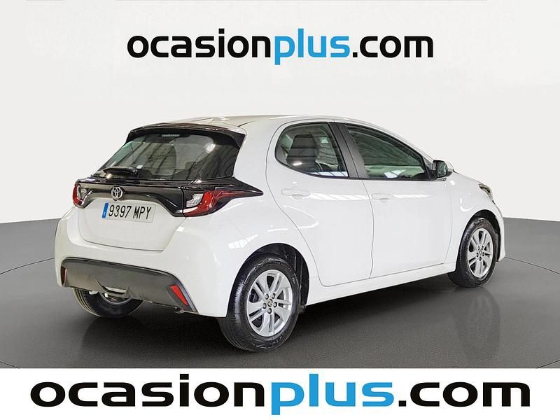 Usado Toyota Yaris Edition 125 CV (91 kW) 2024 Blanco Utilitario