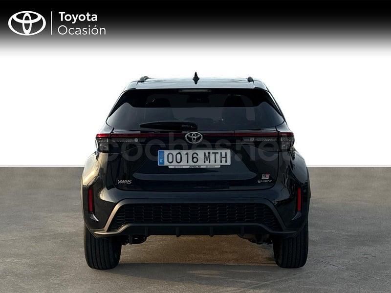 Usado Toyota Yaris Cross Sport 132 CV (97 kW) 2024 Negro SUV