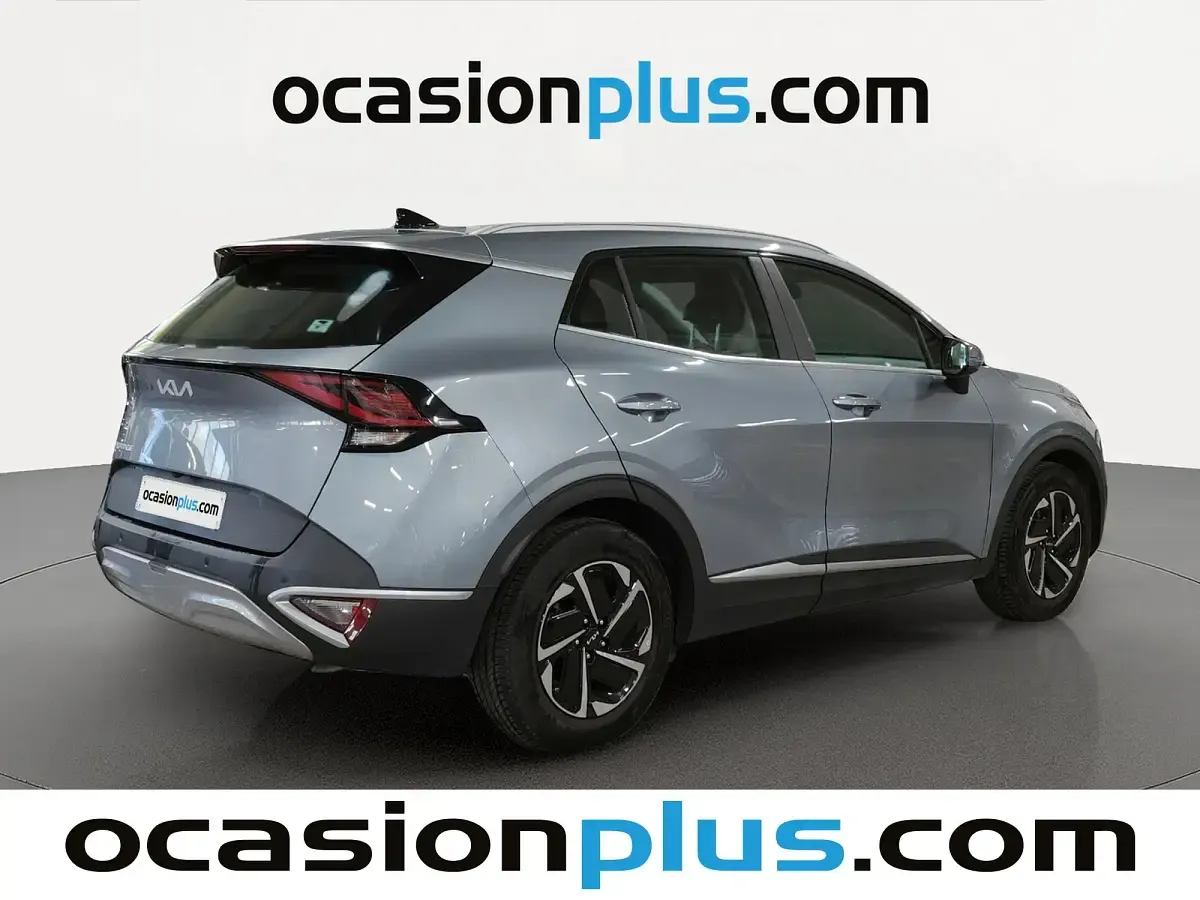 Usado Kia Sportage 136 CV (100 kW) 2024 Gris plata SUV