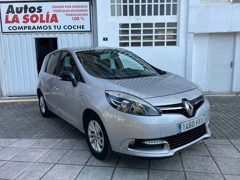 Usado Renault Scénic III LIMITED 130 CV (95 kW) 2014 Gris / plata Monovolumen
