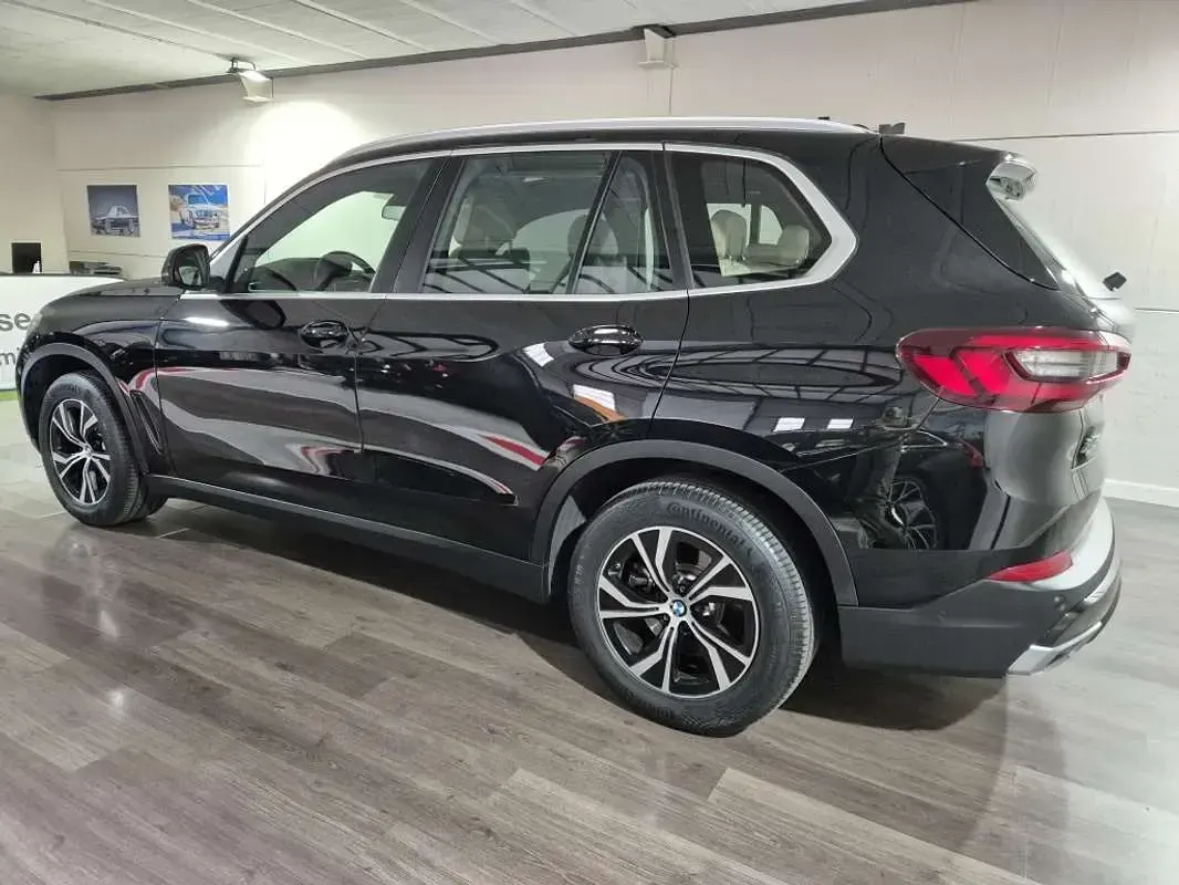 Usado BMW X5 Comfort Edition 286 CV (210 kW) 2021 Negro SUV