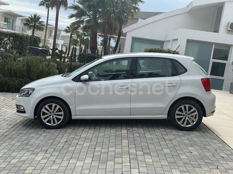Usado VW Polo Advance 90 CV (66 kW) 2015 Blanco Berlina
