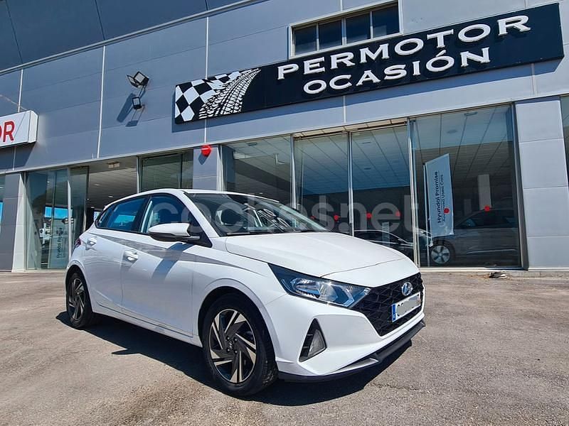 Blanco Nuevo 2025 Hyundai i20 Berlina | 20.500 € (Precio justo) - Imagen 1/4