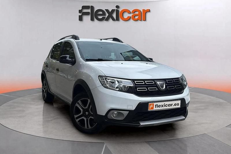Blanco Usado 2018 Dacia Sandero Comfort Utilitario | 9390 € (Precio justo) - Imagen 1/4