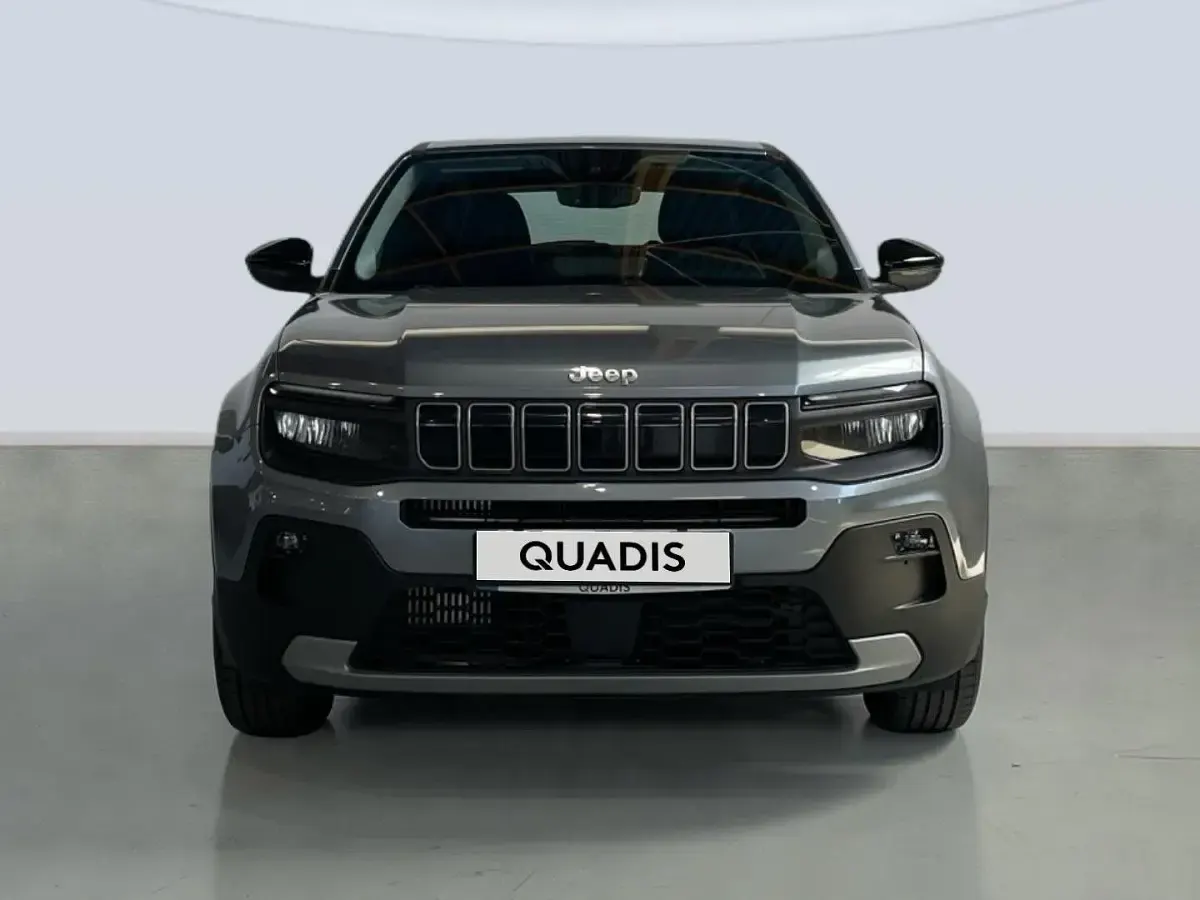 Usado Jeep Avenger Altitude 101 CV (74 kW) 2025 Gris SUV
