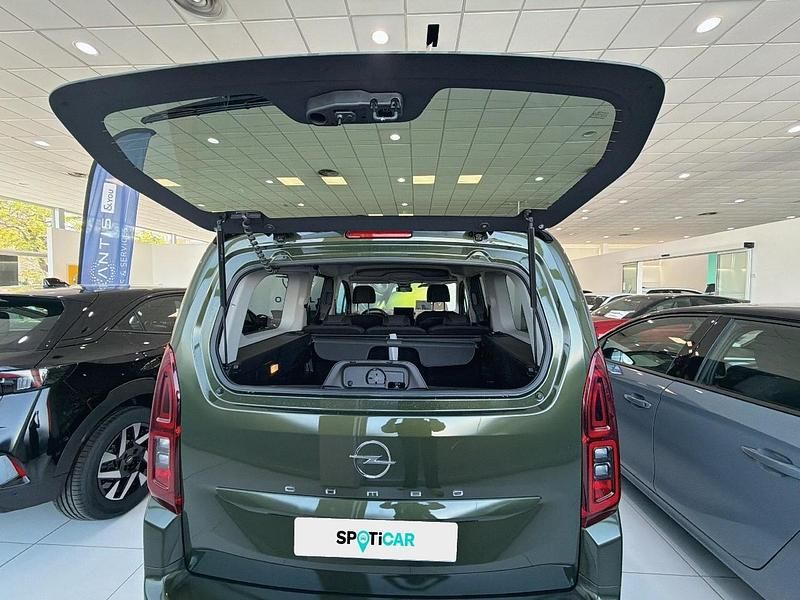 Nuevo Opel Combo S 130 CV (95 kW) 2026 Verde Familiar