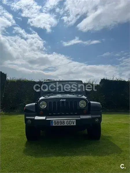 Usado Jeep Wrangler Sahara 177 CV (130 kW) 2008 Negro SUV
