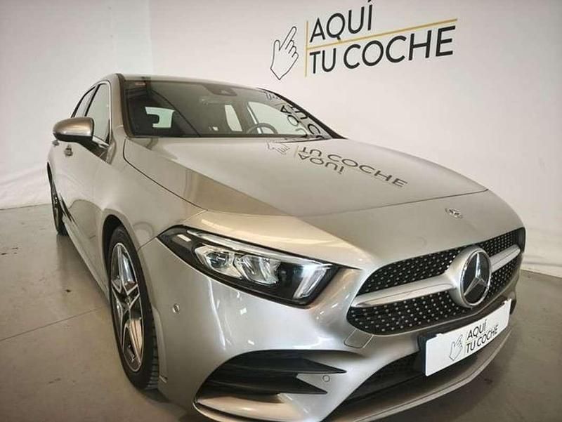 Usado Mercedes A180 116 HP (85 kW) 2021 Bege Citadino