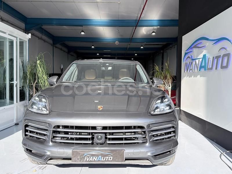 Usado Porsche Cayenne 340 CV (250 kW) 2021 Gris / plata SUV