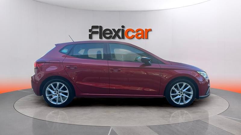 Usado Seat Ibiza FR 110 CV (80 kW) 2021 Rojo Utilitario