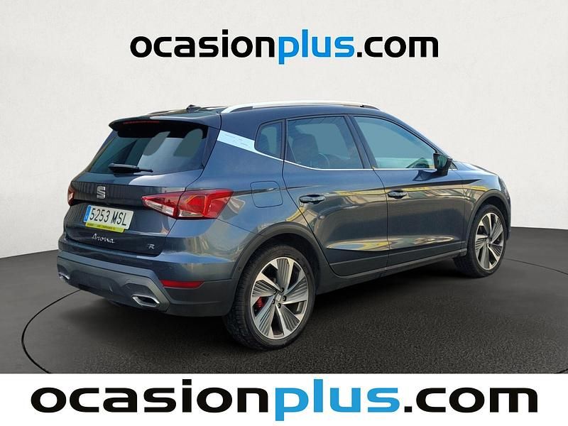 Usado Seat Arona FR 150 CV (110 kW) 2024 Gris / plata SUV