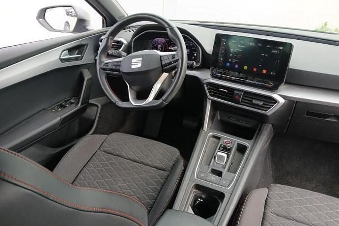 Usado Seat Leon FR 150 CV (110 kW) 2021