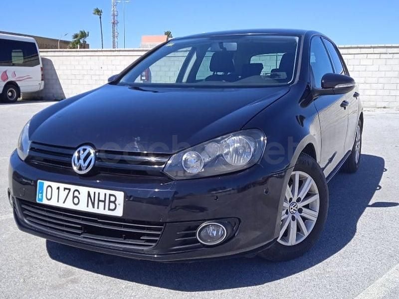 Usado VW Golf VI 105 CV (77 kW) 2011 Negro Utilitario