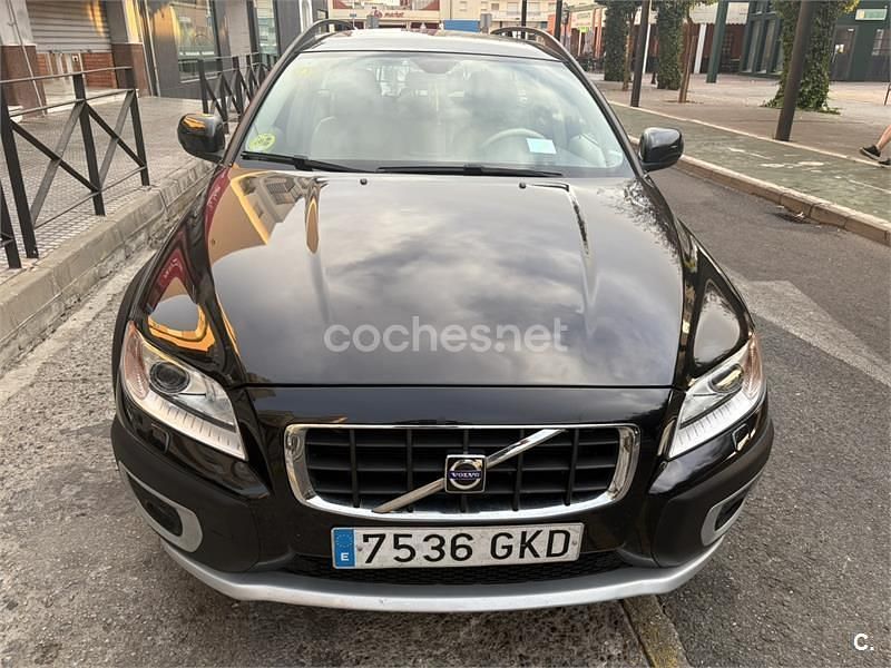 Usado Volvo XC70 Momentum 185 CV (136 kW) 2008 Negro Familiar