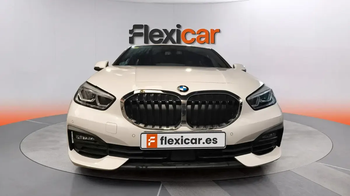 Usado BMW 118 140 CV (102 kW) 2020 Blanco Utilitario