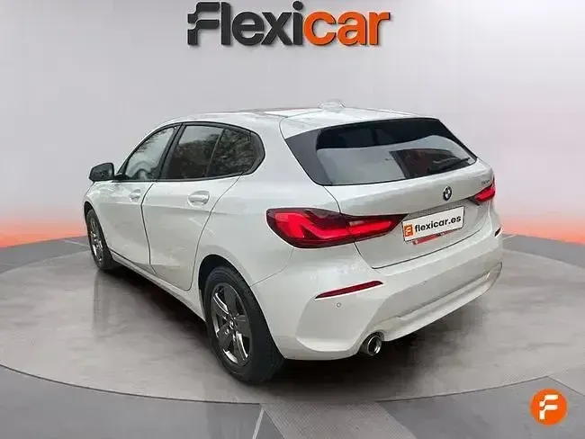 Käytetty BMW 116 116 HP (85 kW) 2021 Valkoinen Viistoperä