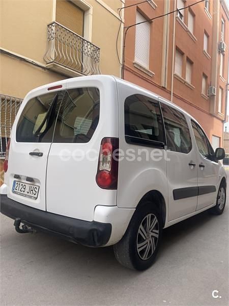 Usado Citroën Berlingo Attraction 75 CV (55 kW) 2015 Blanco Monovolumen