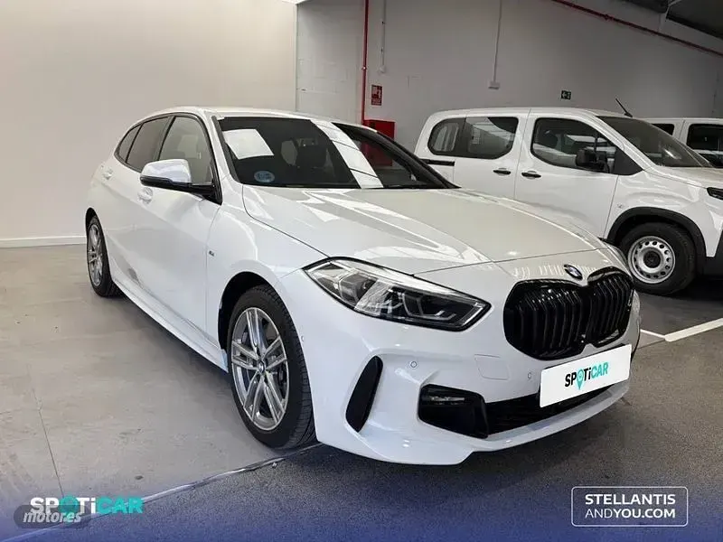 Usado BMW 120 190 CV (139 kW) 2024 Gris Utilitario