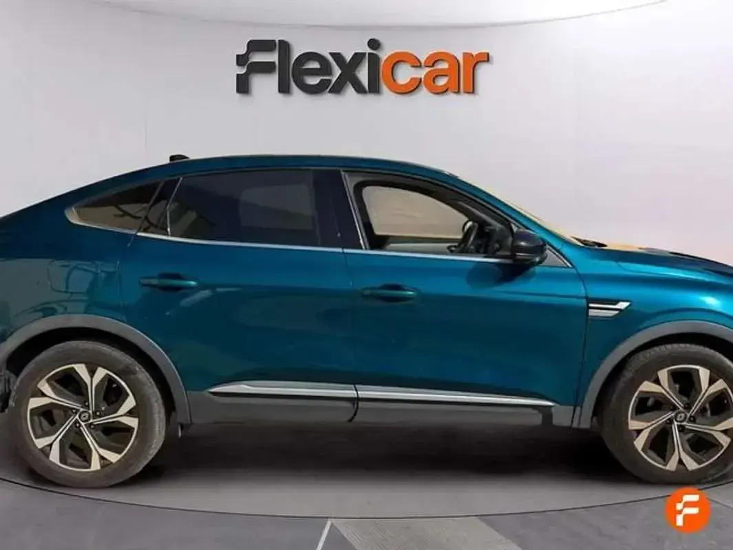 Usado Renault Arkana Techno 140 CV (102 kW) 2024 Verde SUV