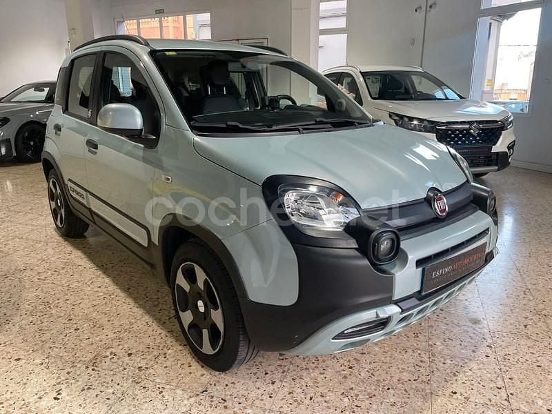 Usado Fiat Panda Cross Cross 70 CV (51 kW) 2020 Azul Utilitario
