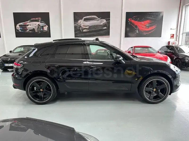 Usado Porsche Macan 245 CV (180 kW) 2021 Negro SUV