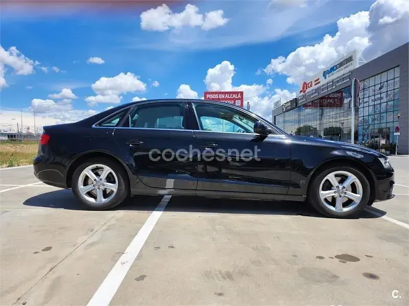 Usado Audi A4 Advanced 150 CV (110 kW) 2014 Negro Berlina