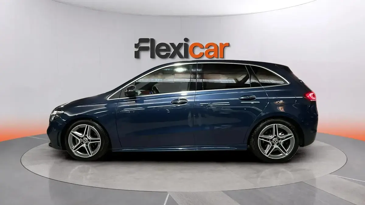 Usado Mercedes B200 163 CV (119 kW) 2022 Azul Monovolumen