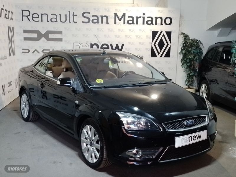 Usado Ford Focus Cabriolet Titanium 136 CV (100 kW) 2008 Negro Descapotable