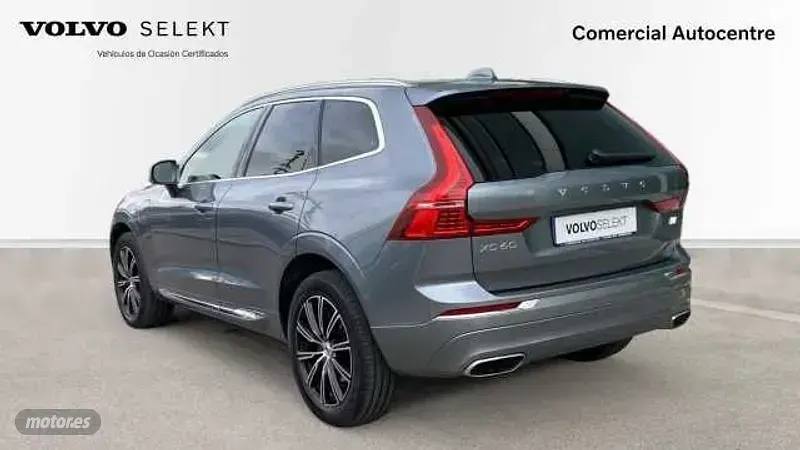Usado Volvo XC60 Inscription 2020 Gris SUV