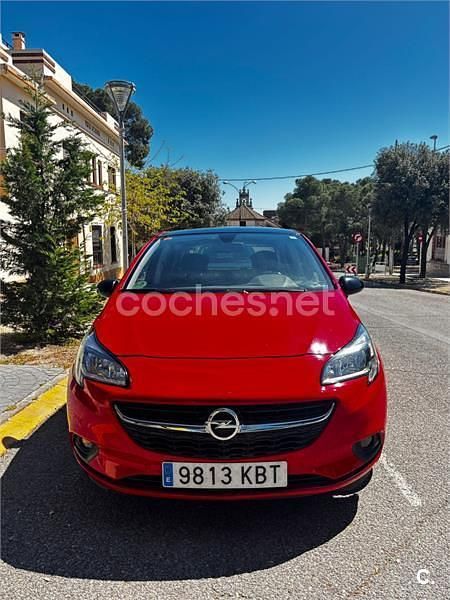 Usado Opel Corsa Color Edition 95 CV (69 kW) 2017 Rojo Utilitario