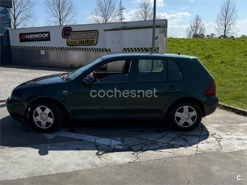 Usado VW Golf III 110 CV (80 kW) 1999 Verde Berlina