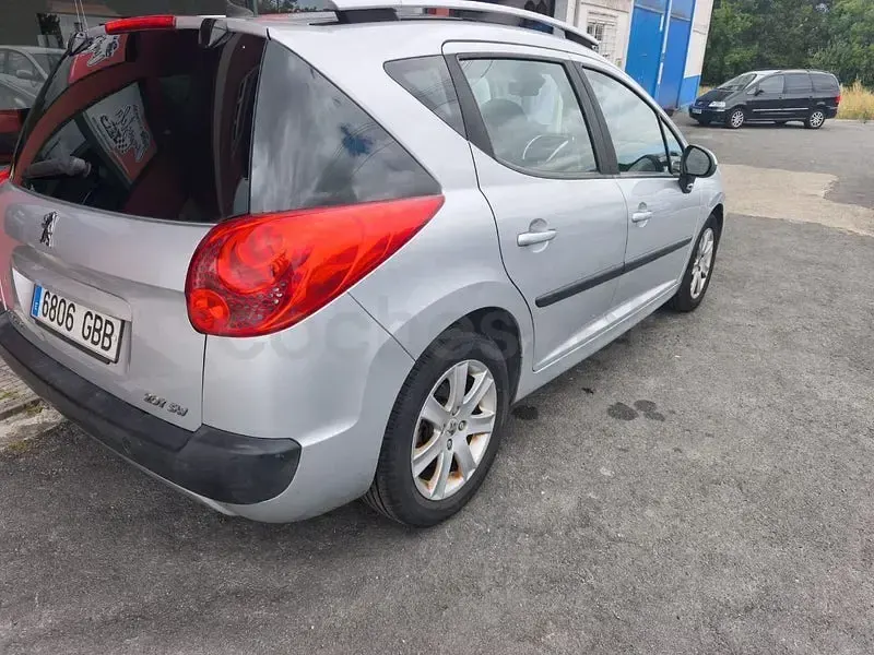 Usado Peugeot 207 Sport 120 CV (88 kW) 2008 Gris / plata Familiar