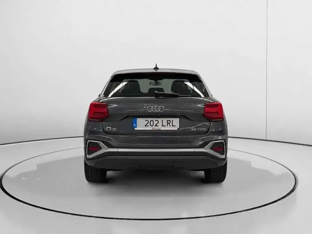 Usado Audi Q2 S-Line 150 CV (110 kW) 2021 Gris SUV