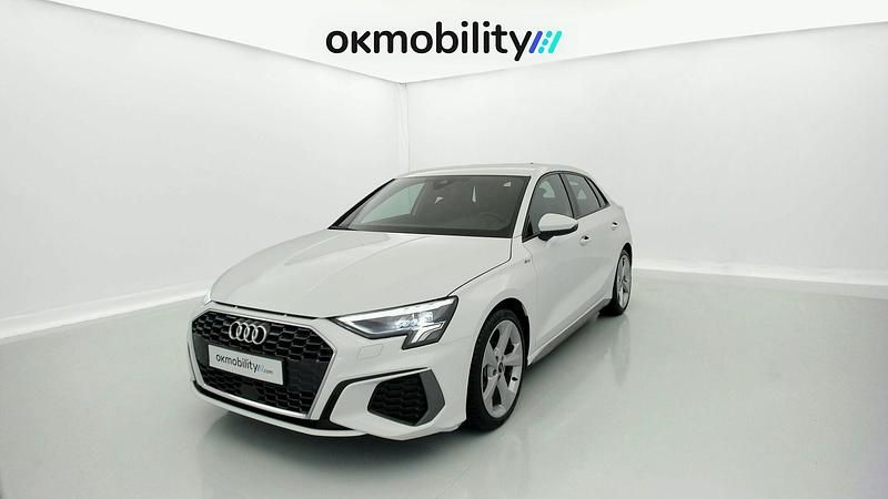 Usado Audi A3 Sportback e-tron S-Line 150 CV (110 kW) 2023 Ibis weiss Utilitario
