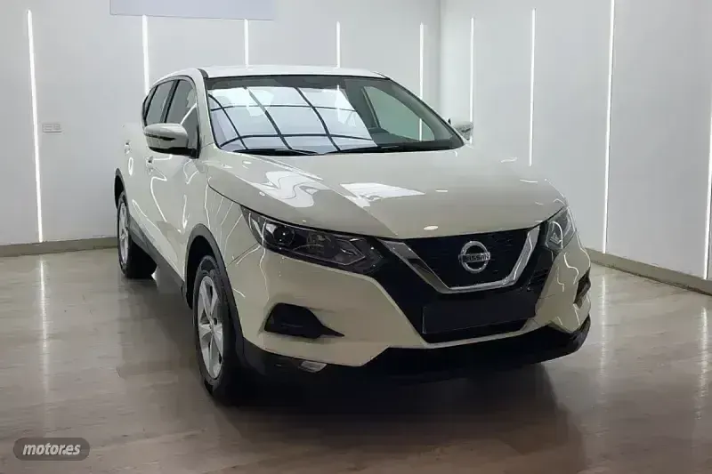 Usado Nissan Qashqai Acenta 140 CV (102 kW) 2021 Blanco SUV
