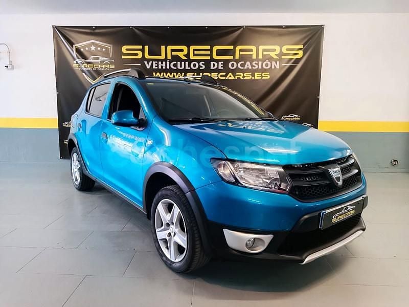 Azul Usado 2015 Dacia Sandero Lauréate Utilitario | 6990 € (Precio justo) - Imagen 1/4