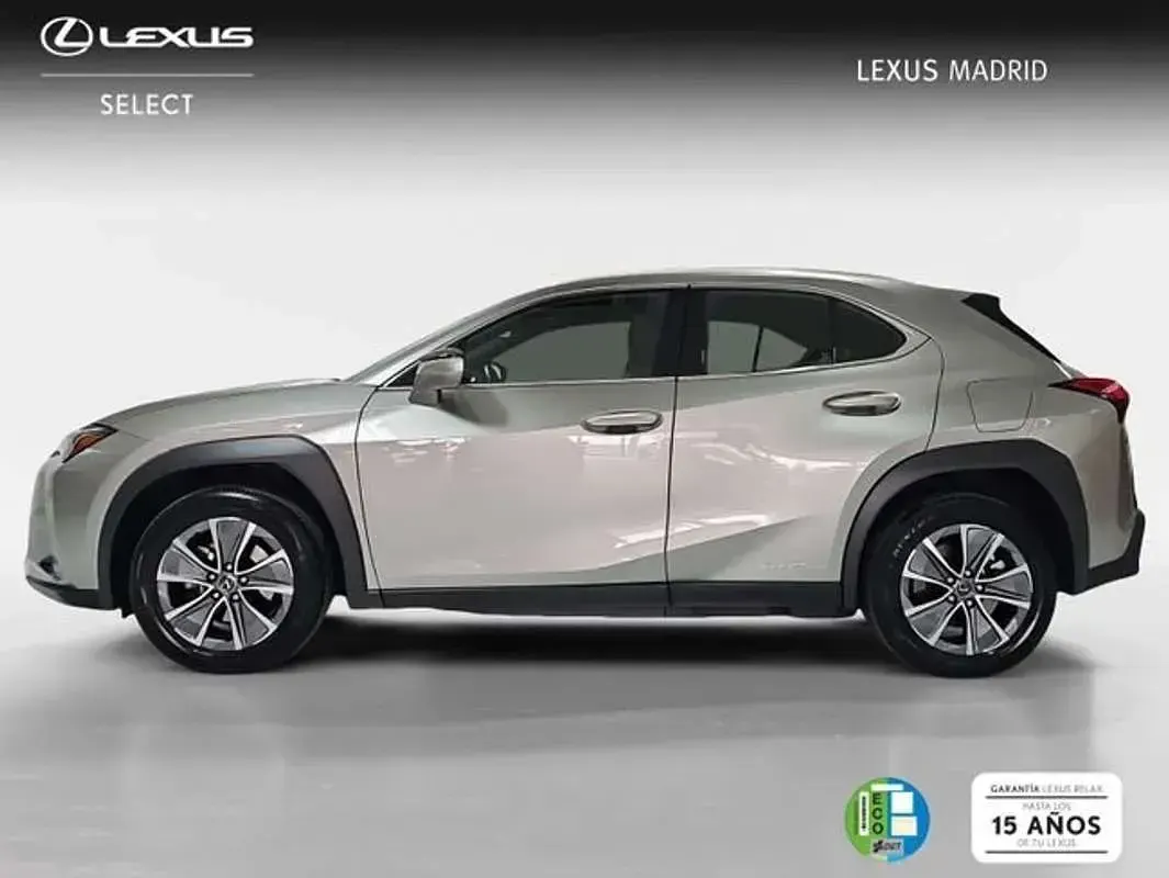 Usado Lexus UX 300e Business Edition 150 kW (204 CV) 2022 Plateado SUV
