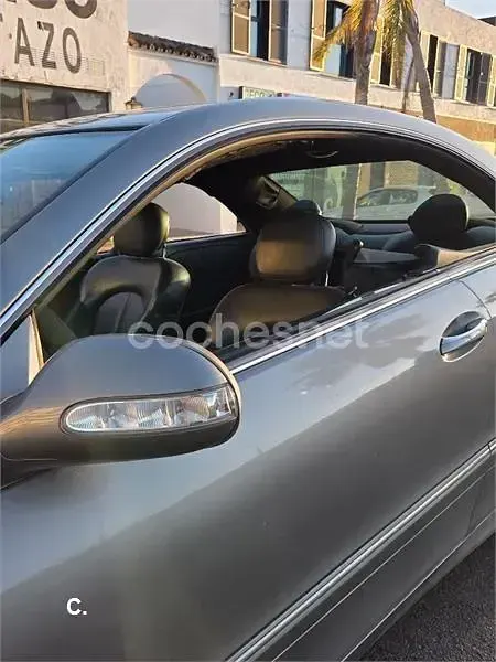 Usado Mercedes CLK200 Avantgarde 163 CV (119 kW) 2005 Gris / plata Coupe