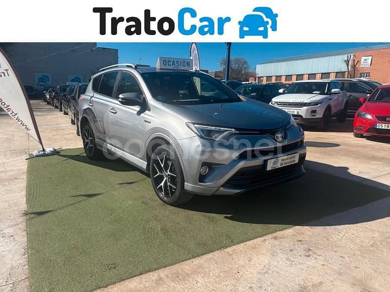 Gris / plata Usado 2017 Toyota RAV4 Hybrid Advance SUV | 12.999 € - Imagen 1/4