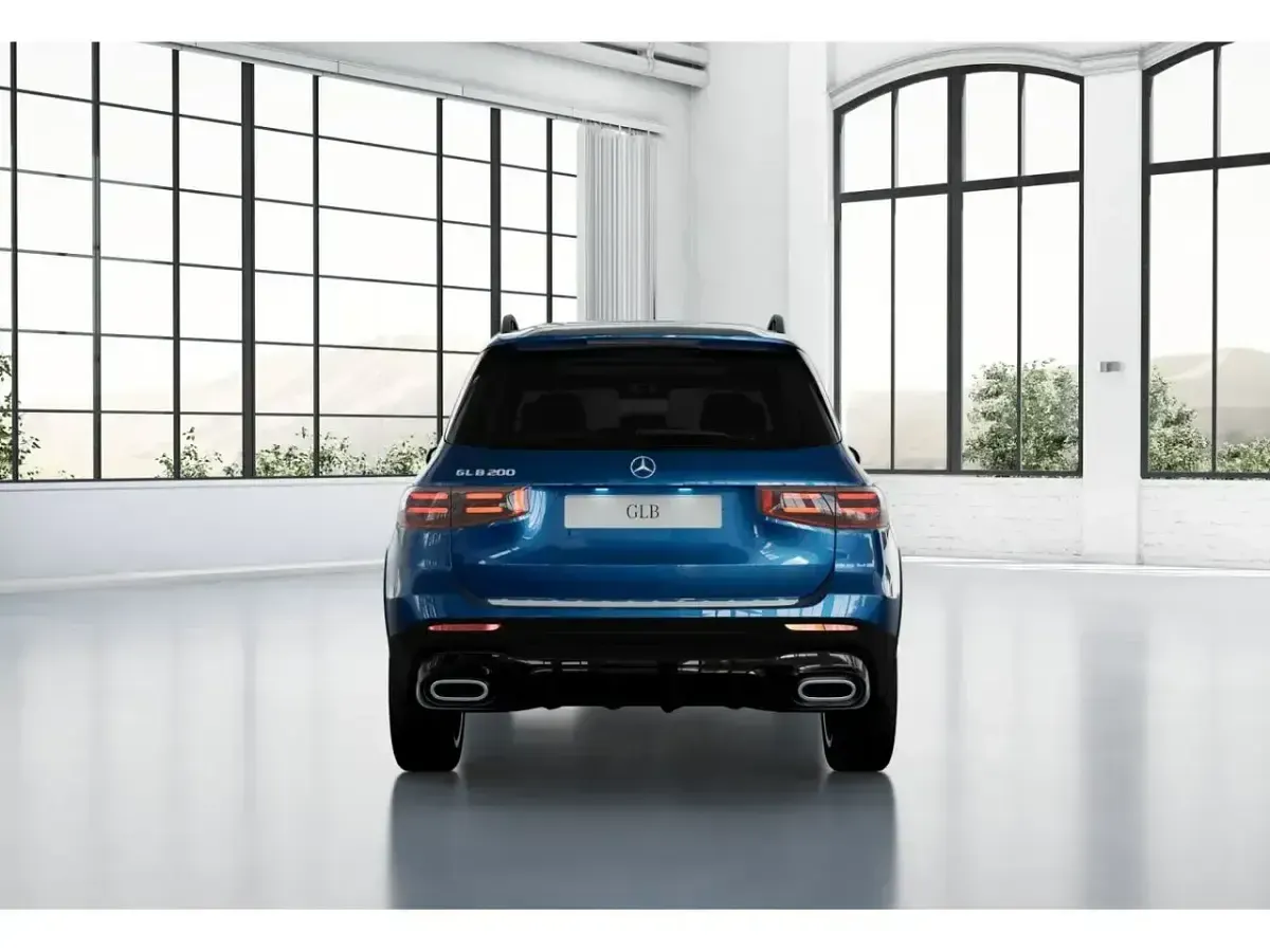 Uusi Mercedes GLB200 163 HP (119 kW) 2025 Sininen Katumaasturi