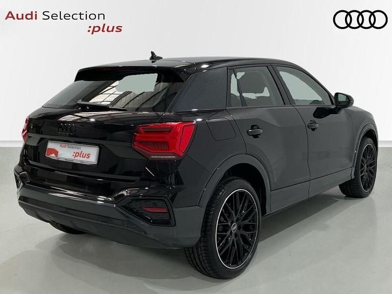 Usado Audi Q2 Advanced Plus 150 CV (110 kW) 2022 Negro SUV