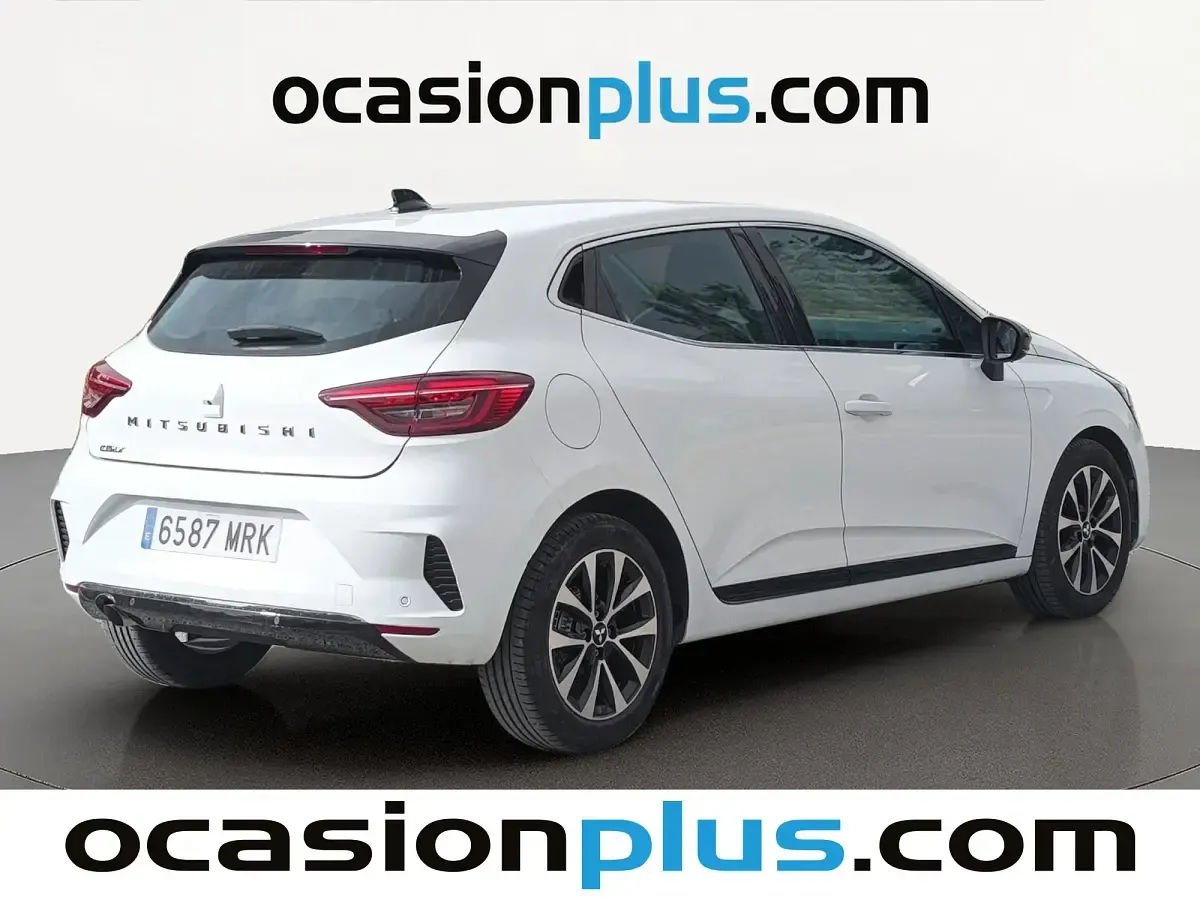 Usado Mitsubishi Colt 91 CV (66 kW) 2024 Blanco Utilitario