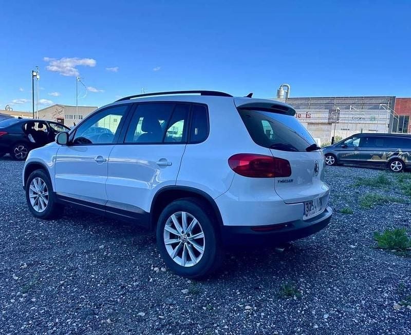 Usado VW Tiguan Sportline 180 CV (132 kW) 2015 Blanco SUV