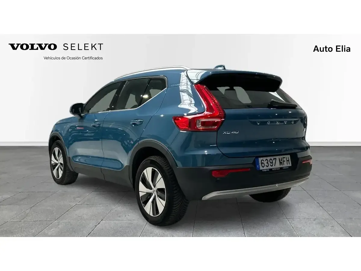 Usado Volvo XC40 Plus 262 CV (192 kW) 2023 Azul SUV