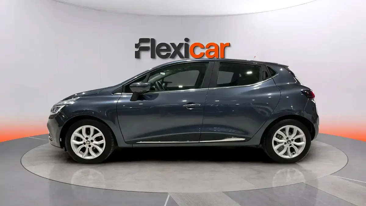 Usado Renault Clio IV Zen 90 CV (66 kW) 2019 Gris Berlina